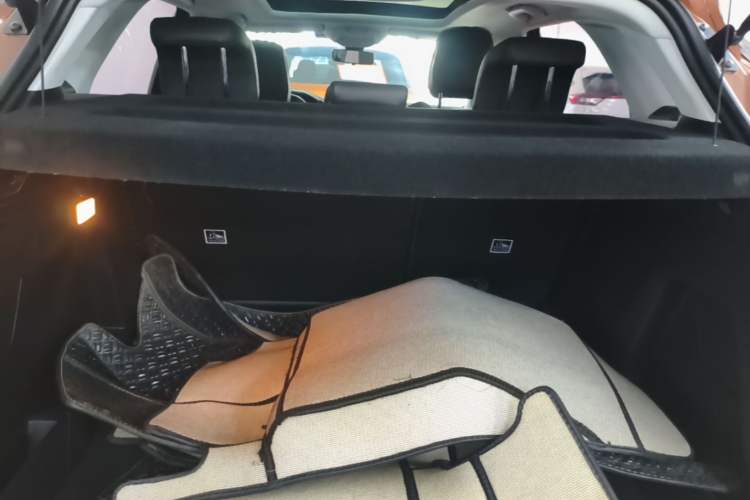 Used Peugeot 4008 2017 350THP Elite Edition Trunk