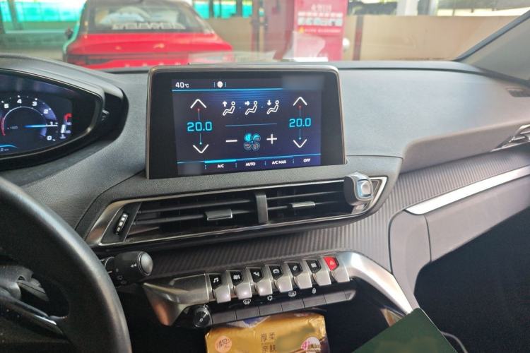Used Peugeot 4008 2017 350THP Elite Edition Audio And AC Panel