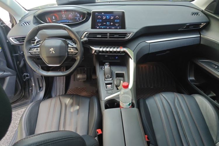 Used Peugeot 4008 2017 350THP Elite Edition Center Console