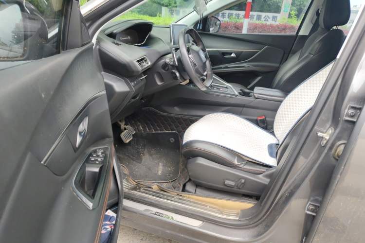 Used Peugeot 4008 2017 380THP Elite Edition Driver Seat