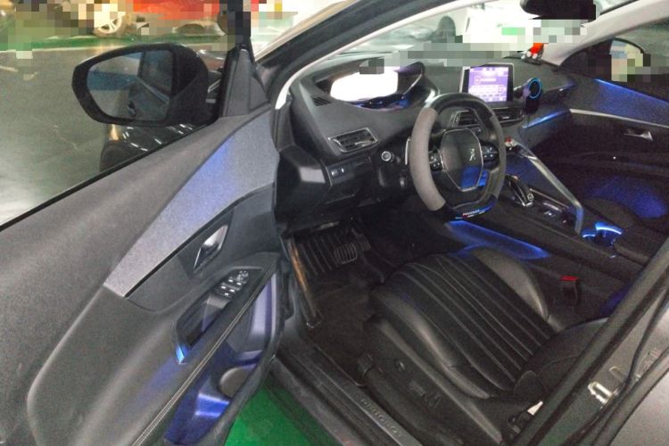 Used Peugeot 4008 2017 350THP Luxury Edition Driver Seat