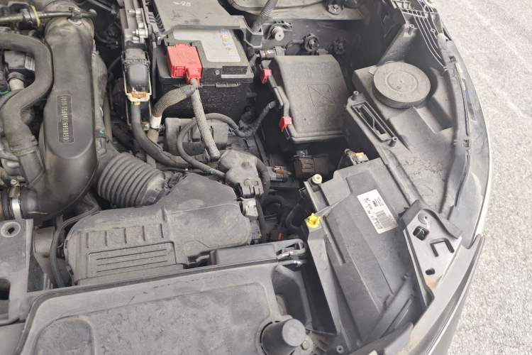 Used Peugeot 4008 2017 380THP Luxury Edition Engine Bay Left