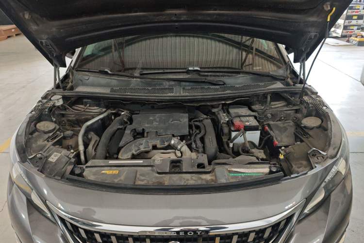 Used Peugeot 4008 2017 350THP Elite Edition Engine Bay