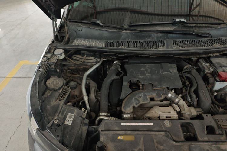 Used Peugeot 4008 2017 350THP Elite Edition Engine Bay Right
