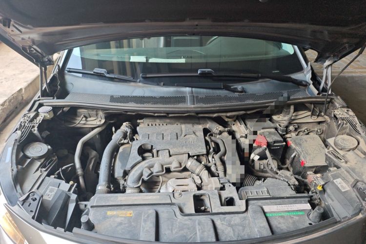 Used Peugeot 4008 2017 350THP Elite Edition Engine Bay
