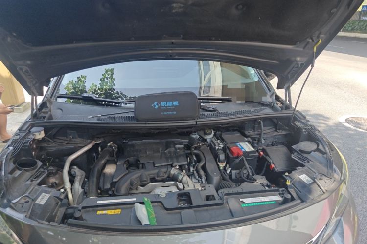 Used Peugeot 4008 2017 350THP Elite Edition Engine Bay