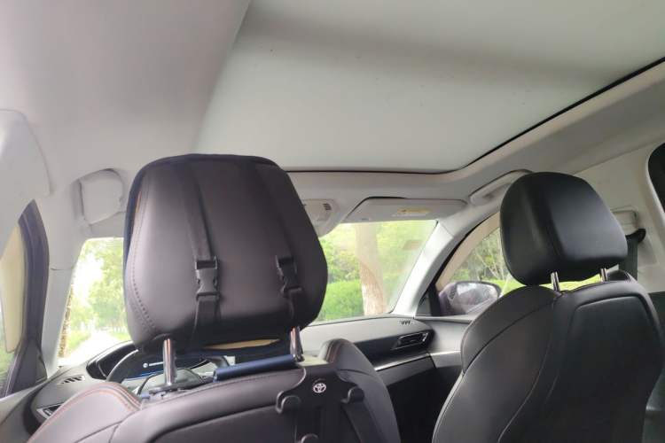 Used Peugeot 4008 2017 380THP Elite Edition Headliner