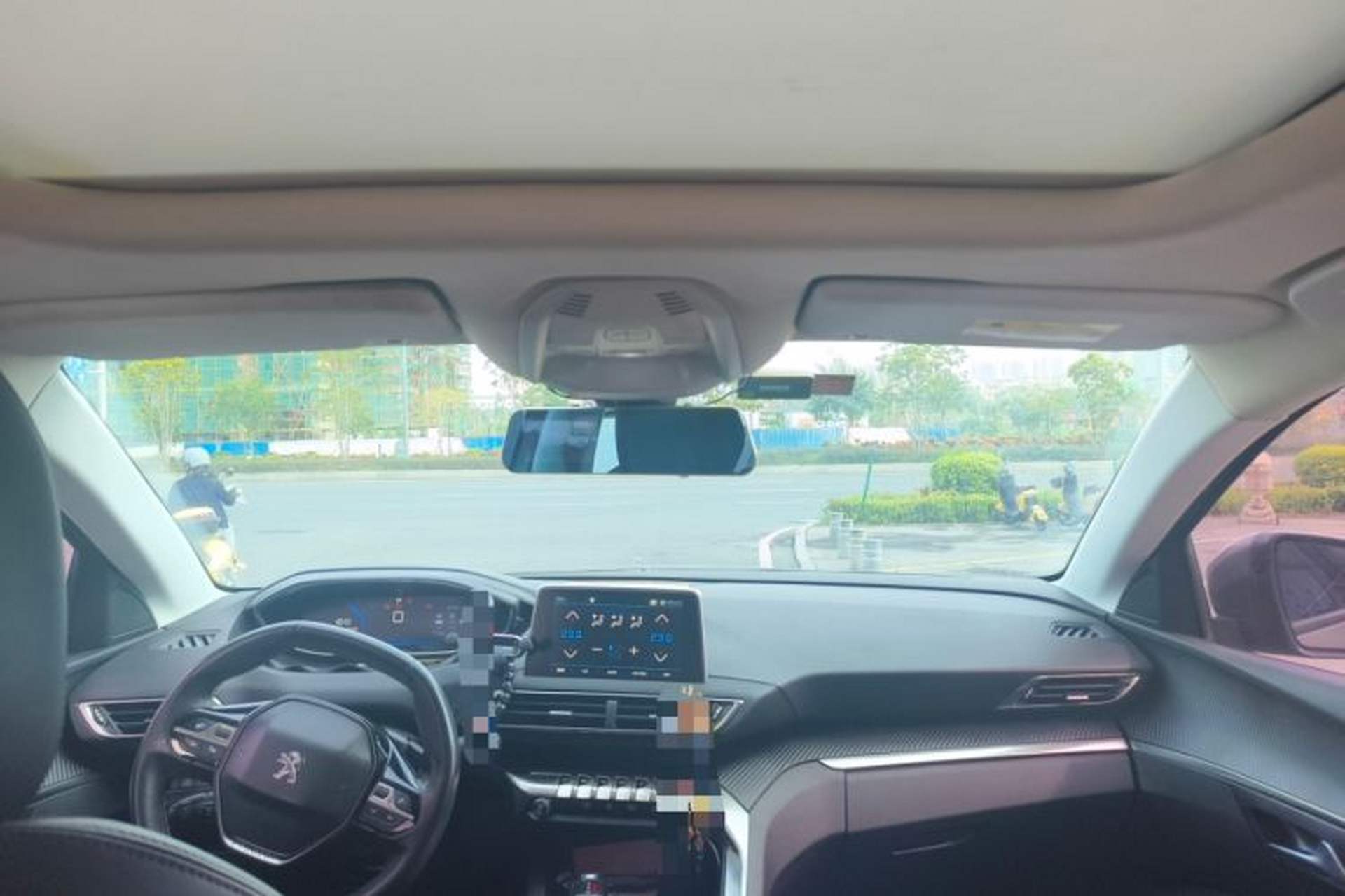 Used Peugeot 4008 2017 350THP Elite Edition Headliner