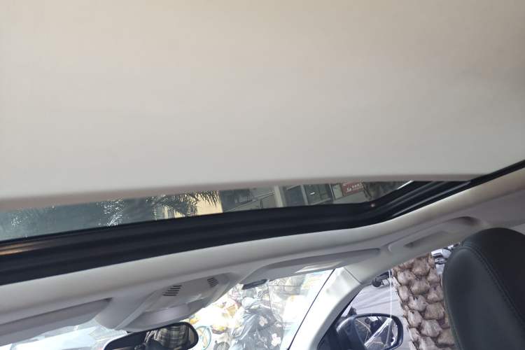 Used Peugeot 4008 2017 380THP Luxury Edition Headliner