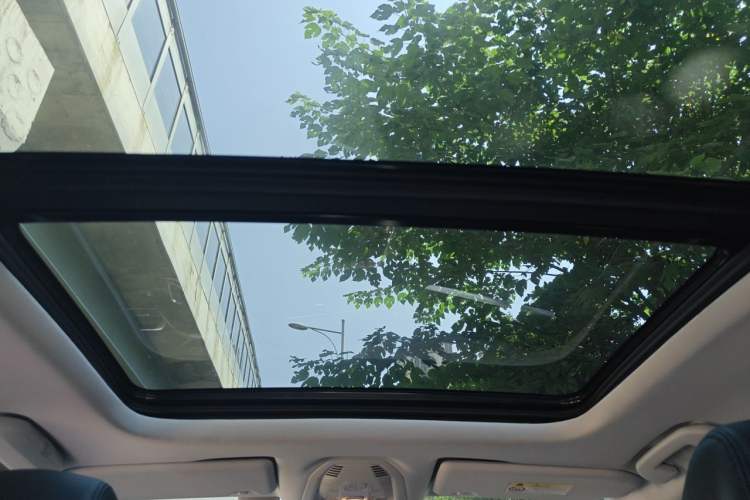 Used Peugeot 4008 2017 350THP Elite Edition Headliner