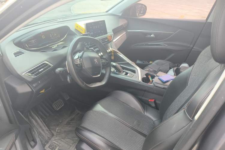 Used Peugeot 4008 2017 350THP Elite Edition Left Front Seat