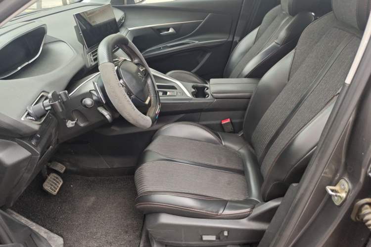 Used Peugeot 4008 2017 380THP Elite Edition Left Front Seat