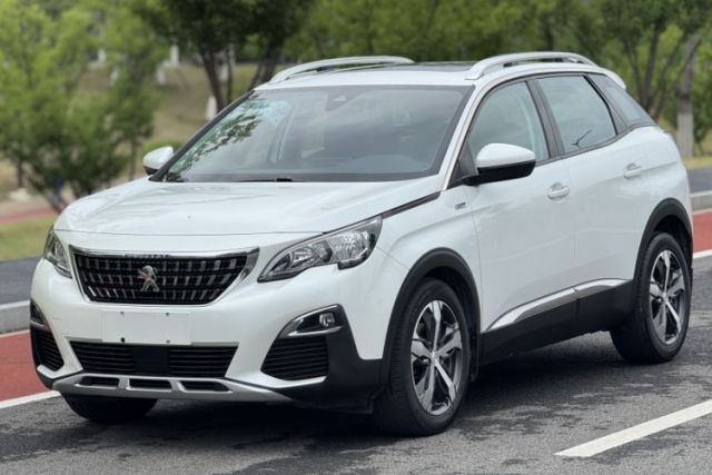 Ojetý Peugeot 4008 2017 350THP Elite Edition