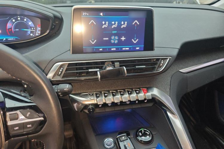 Used Peugeot 4008 2017 350THP Luxury Edition Audio And AC Panel