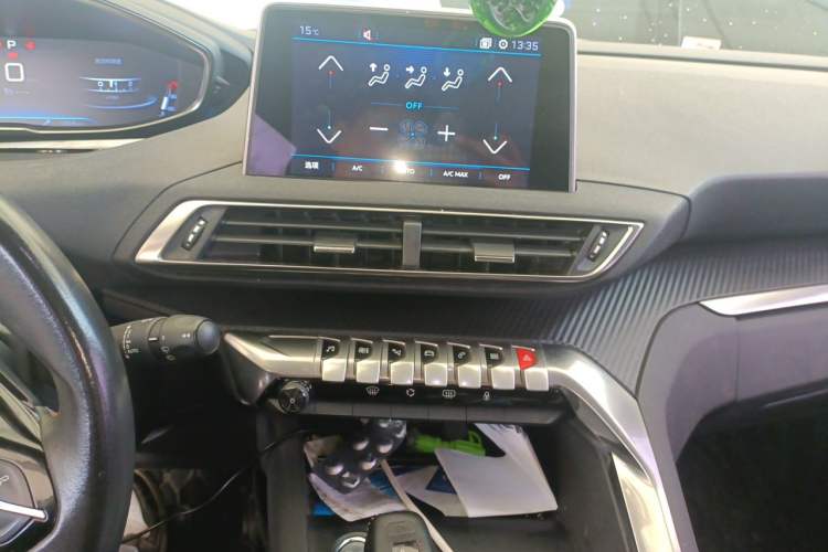 Used Peugeot 4008 2017 350THP Elite Edition Audio And AC Panel