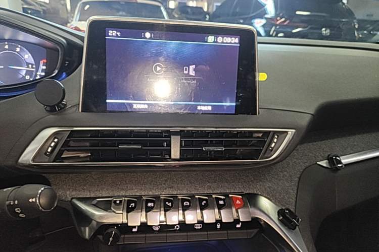 Used Peugeot 4008 2017 350THP Luxury Edition Audio And AC Panel