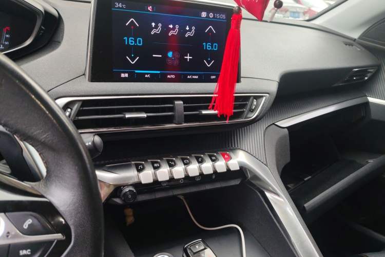 Used Peugeot 4008 2017 350THP Elite Edition Audio And AC Panel