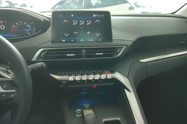 Used Peugeot 4008 2017 350THP Elite Edition Audio And AC Panel