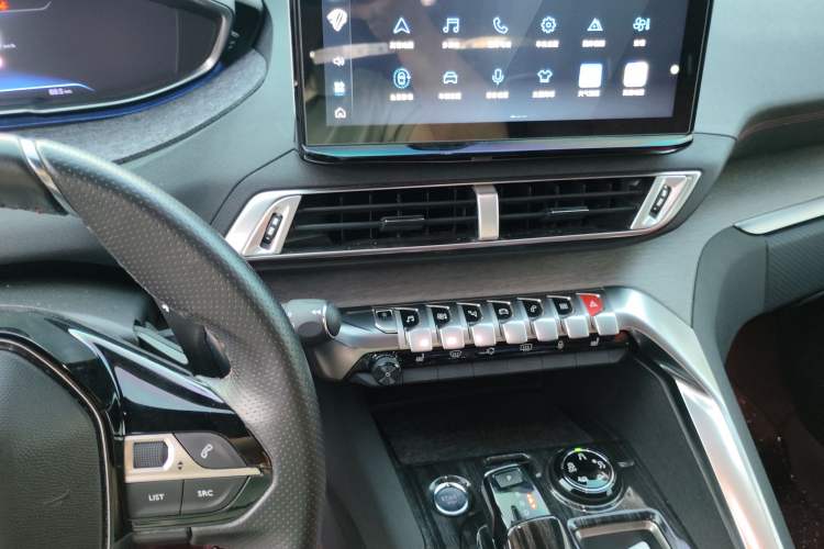 Used Peugeot 4008 2017 380THP Luxury GT Edition Audio And AC Panel