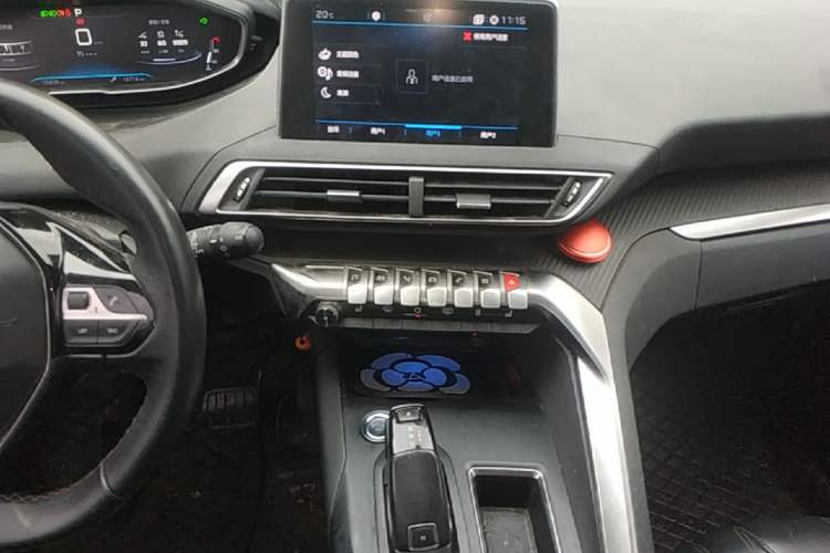 Used Peugeot 4008 2017 350THP Elite Edition Audio And AC Panel