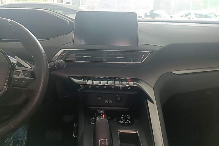 Used Peugeot 4008 2017 380THP Luxury GT Edition Audio And AC Panel