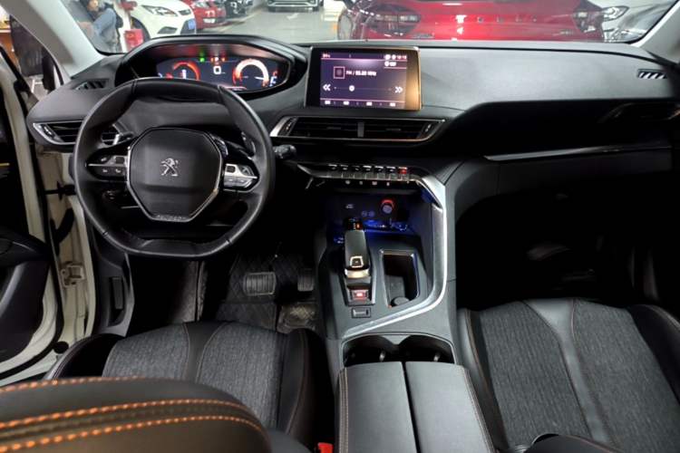 Used Peugeot 4008 2017 350THP Elite Edition Center Console