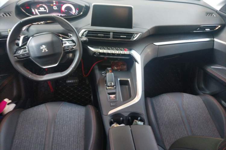 Used Peugeot 4008 2017 350THP Elite Edition Center Console