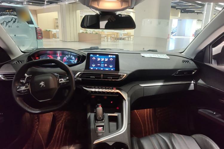 Used Peugeot 4008 2017 350THP Elite Edition Center Console