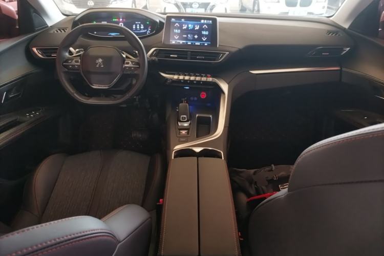 Used Peugeot 4008 2017 350THP Elite Edition Center Console