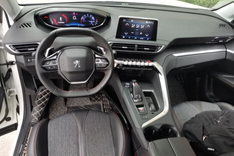 Used Peugeot 4008 2017 350THP Elite Edition Center Console