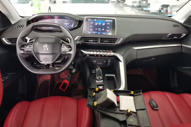 Used Peugeot 4008 2017 350THP Elite Edition Center Console