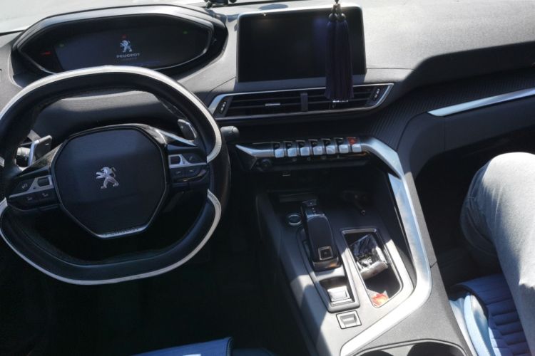 Used Peugeot 4008 2017 350THP Elite Edition Center Console