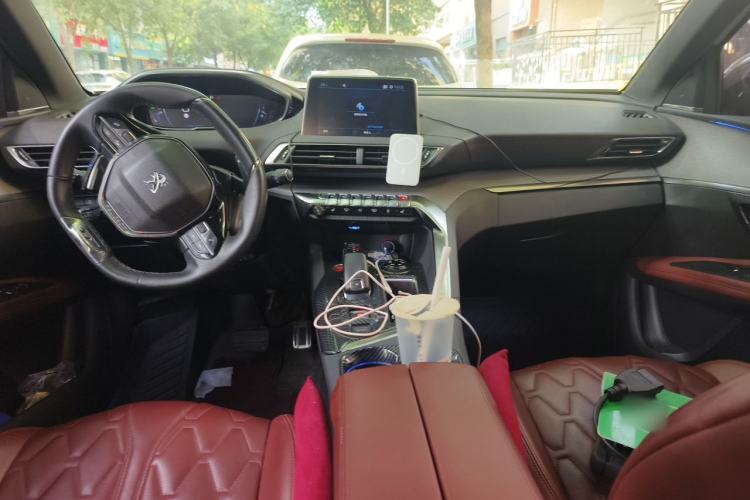 Used Peugeot 4008 2017 380THP Luxury GT Edition Center Console