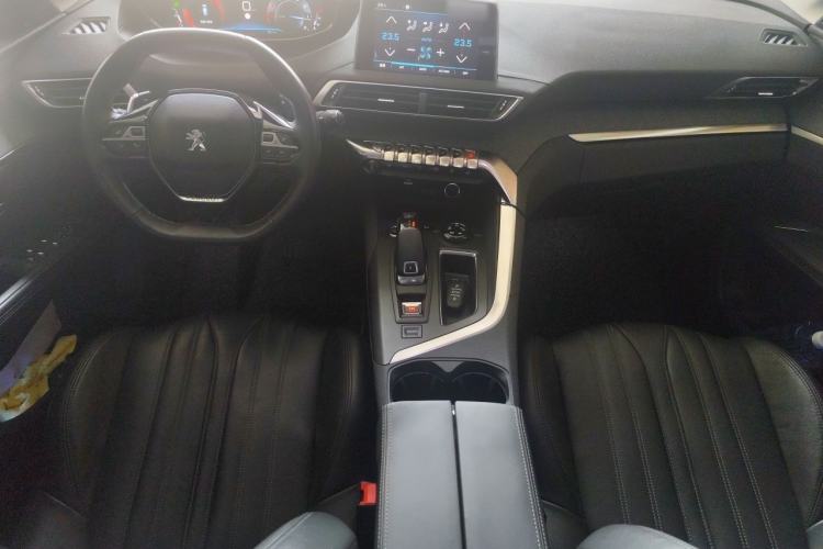 Used Peugeot 4008 2017 350THP Luxury Edition Center Console