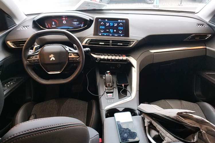 Used Peugeot 4008 2017 380THP Elite Edition Center Console