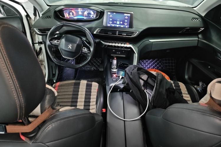 Used Peugeot 4008 2017 350THP Elite Edition Center Console