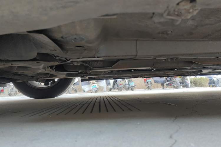 Used Peugeot 4008 2017 350THP Comfort Edition Chassis Front Left