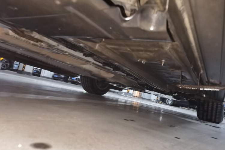 Used Peugeot 4008 2017 350THP Elite Edition Chassis Rear Right