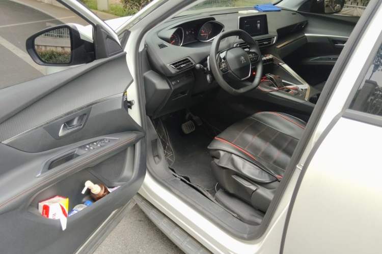 Used Peugeot 4008 2017 350THP Comfort Edition Driver Seat