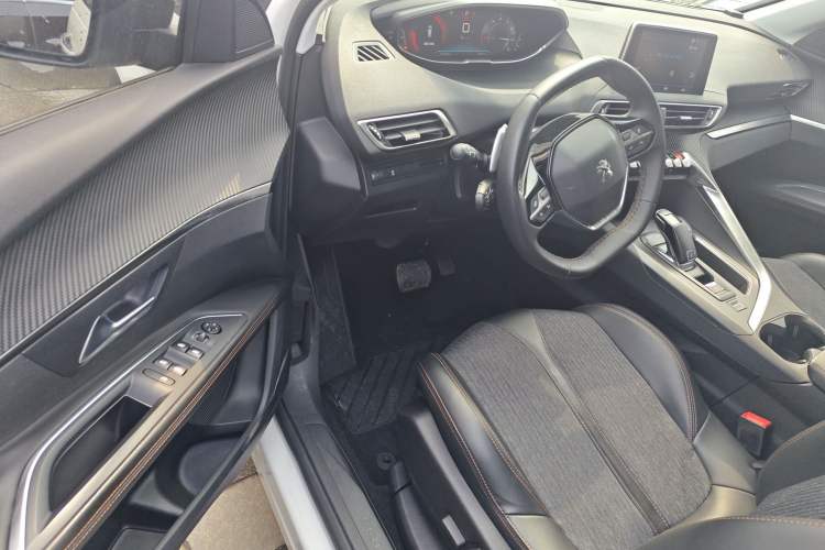 Used Peugeot 4008 2017 350THP Elite Edition Driver Seat