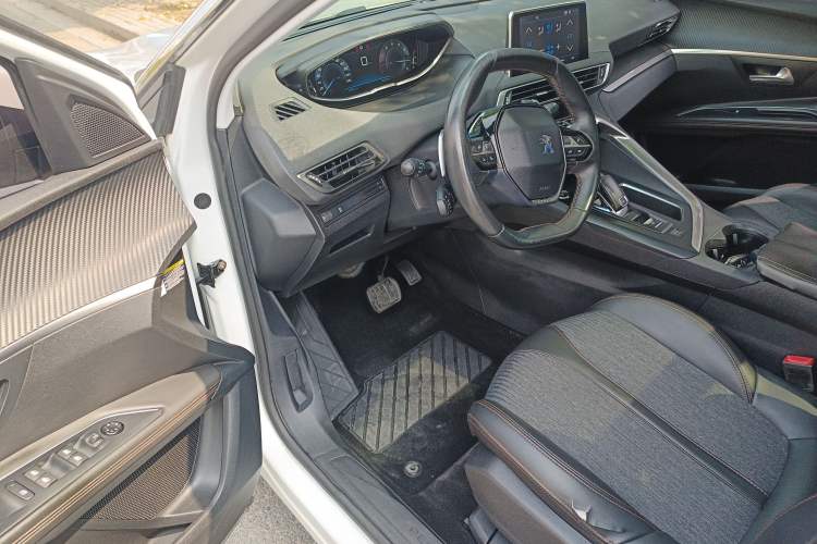 Used Peugeot 4008 2017 350THP Elite Edition Driver Seat