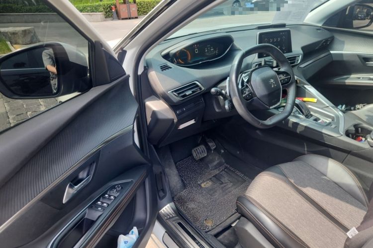 Used Peugeot 4008 2017 350THP Elite Edition Driver Seat