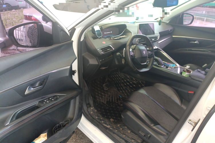 Used Peugeot 4008 2017 350THP Elite Edition Driver Seat