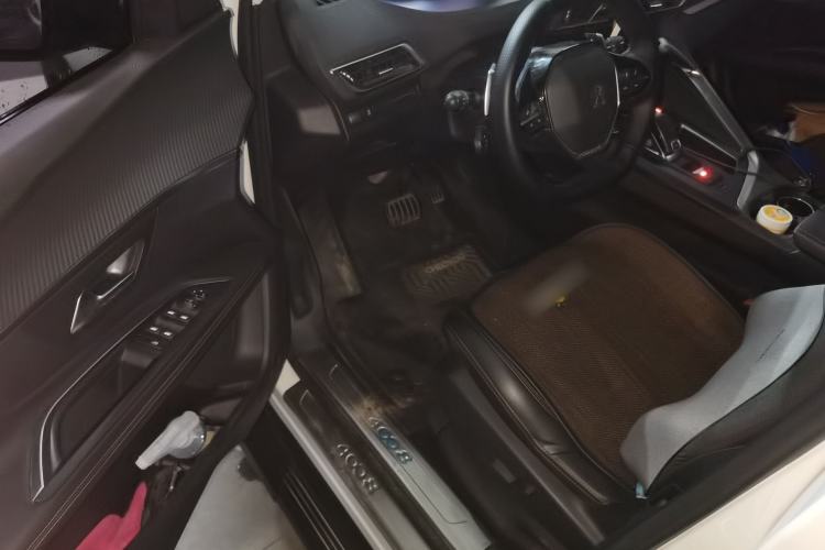 Used Peugeot 4008 2017 350THP Elite Edition Driver Seat