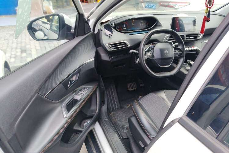 Used Peugeot 4008 2017 350THP Elite Edition Driver Seat