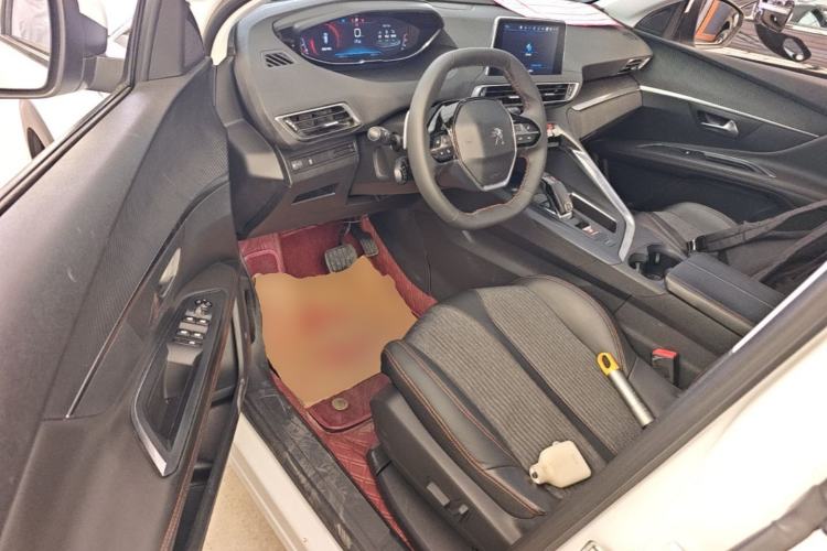 Used Peugeot 4008 2017 350THP Elite Edition Driver Seat