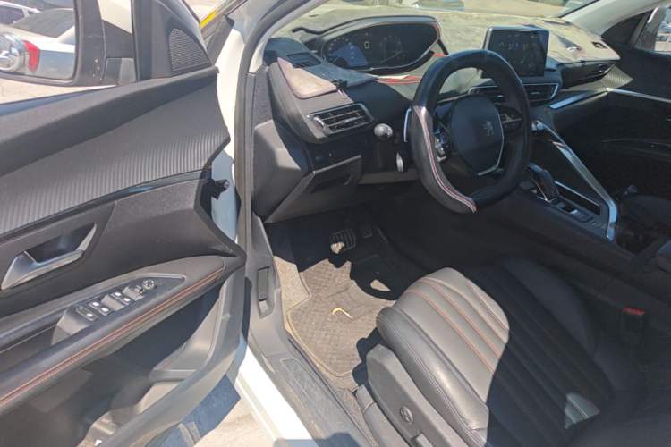 Used Peugeot 4008 2017 350THP Elite Edition Driver Seat