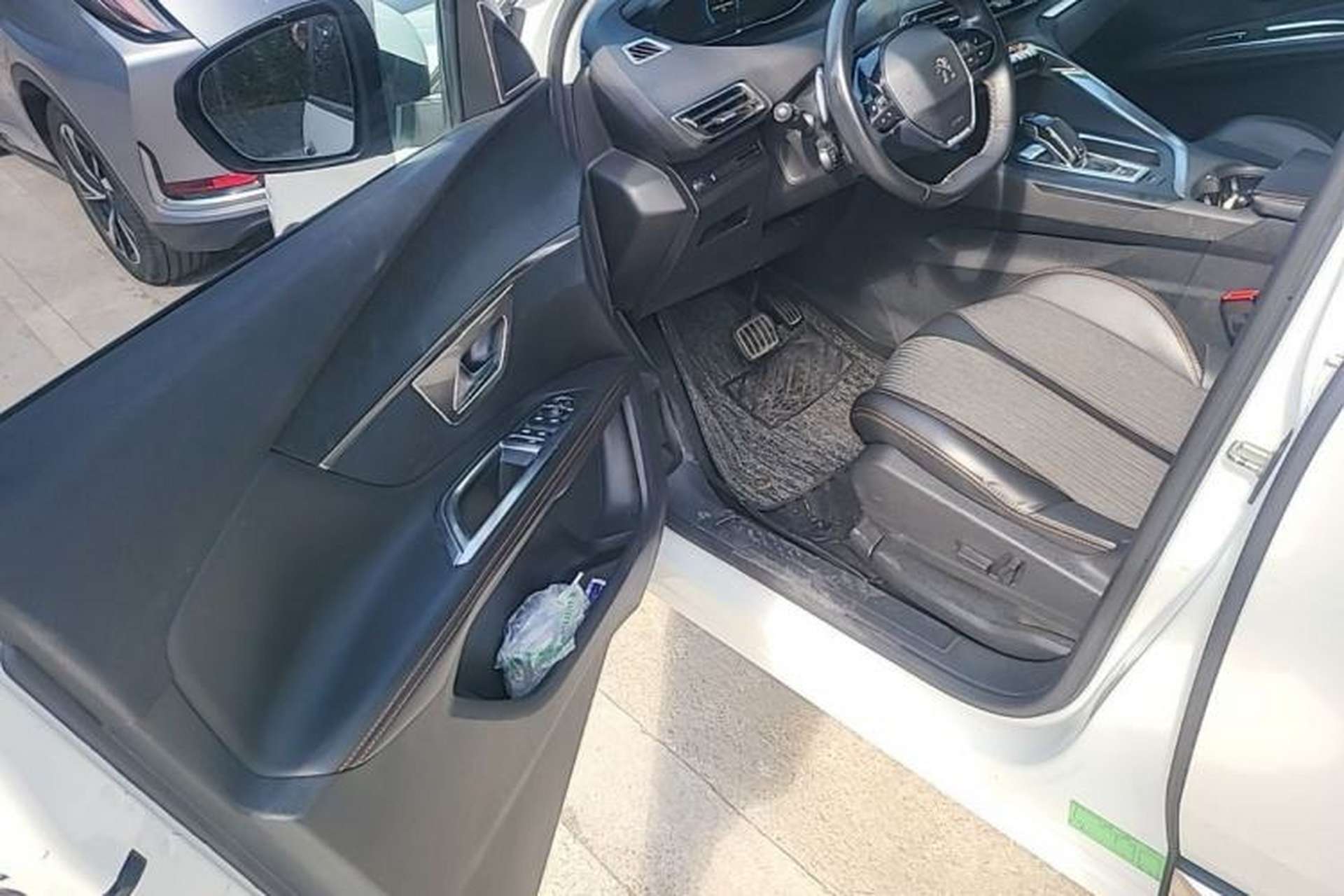 Used Peugeot 4008 2017 350THP Elite Edition Driver Seat