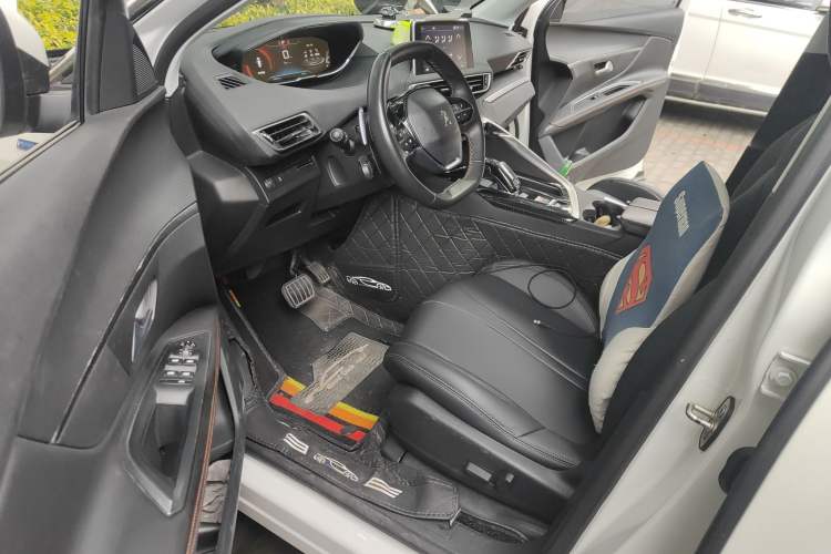 Used Peugeot 4008 2017 350THP Elite Edition Driver Seat