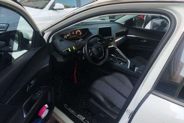 Used Peugeot 4008 2017 350THP Elite Edition Driver Seat